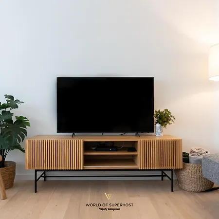 아파트 Bright Near The Sea And The Marina