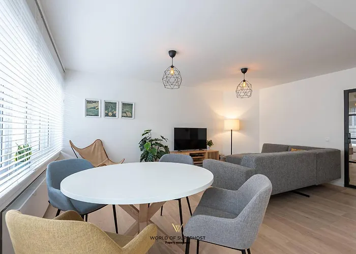 Bright Near The Sea And The Marina Semesterbostad *